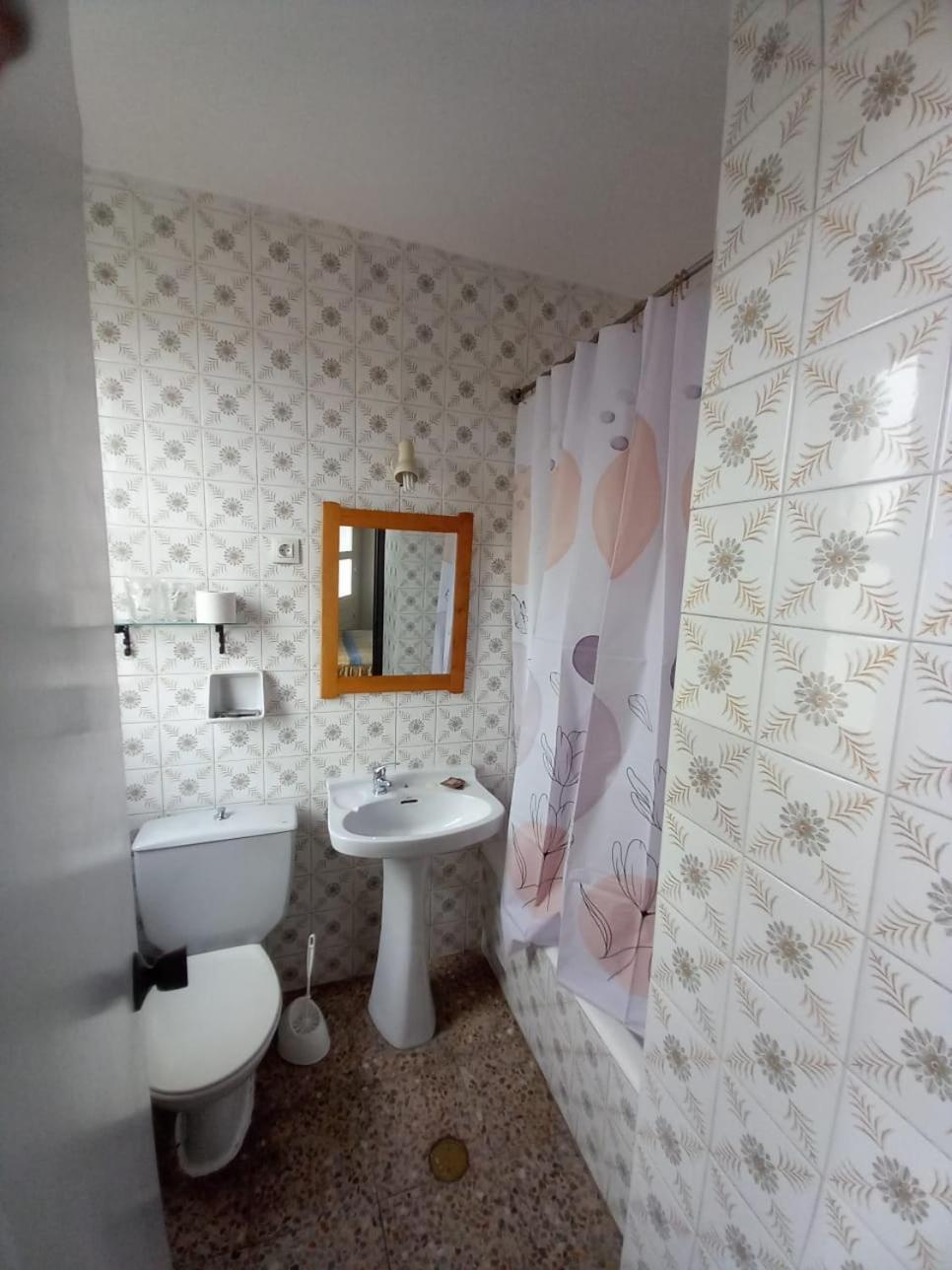 Hostal San Miguel Villalobar ภายนอก รูปภาพ