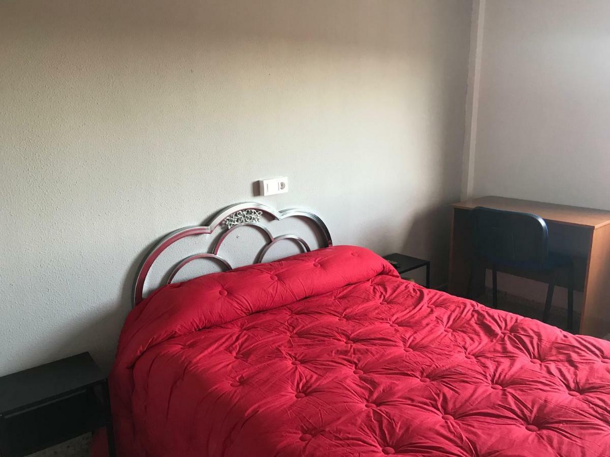 Hostal San Miguel Villalobar ภายนอก รูปภาพ