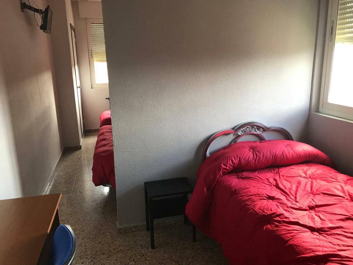 Hostal San Miguel Villalobar ภายนอก รูปภาพ
